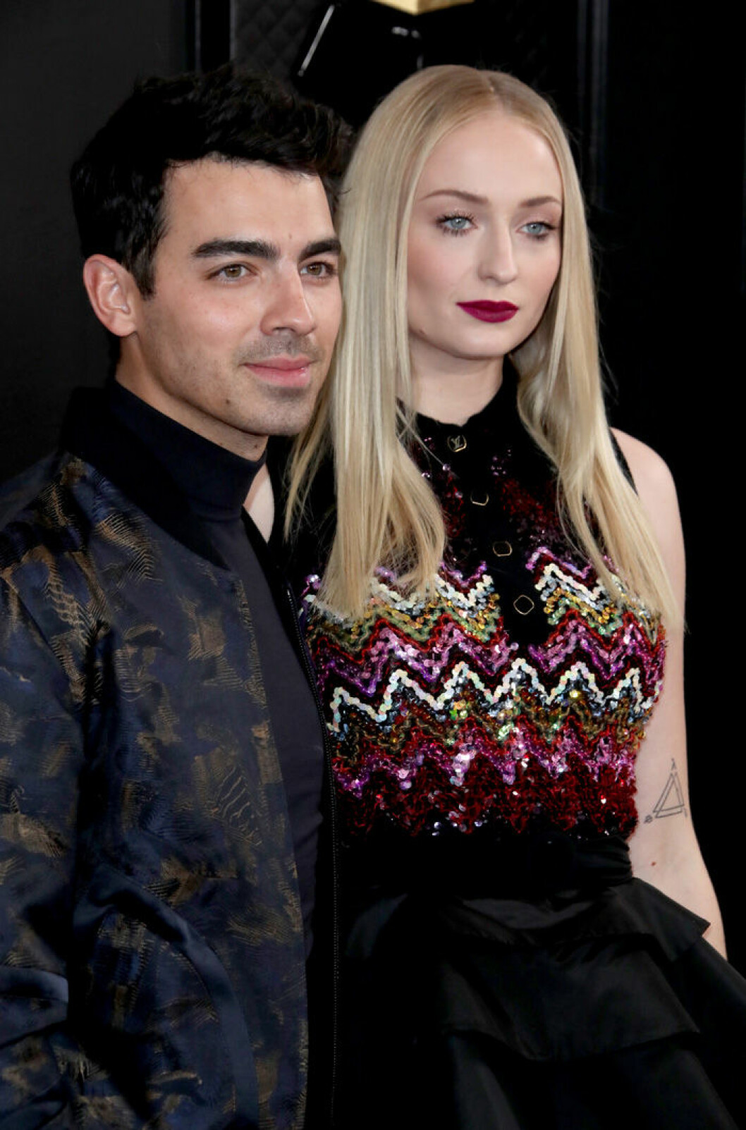 Sophie Turner och Joe Jonas på Grammy Awards, 2020. En bild på Sophie Turner och Joe Jonas på Grammy Awards, 2020.